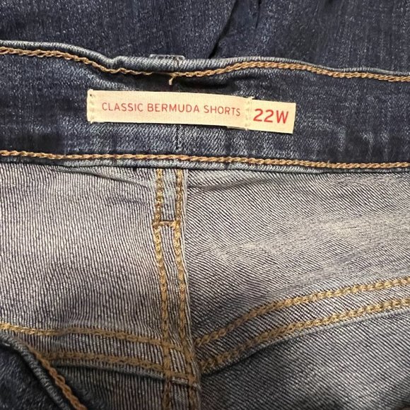 Levi's Classic Bermuda Jean Shorts 22W - Picture 4 of 7